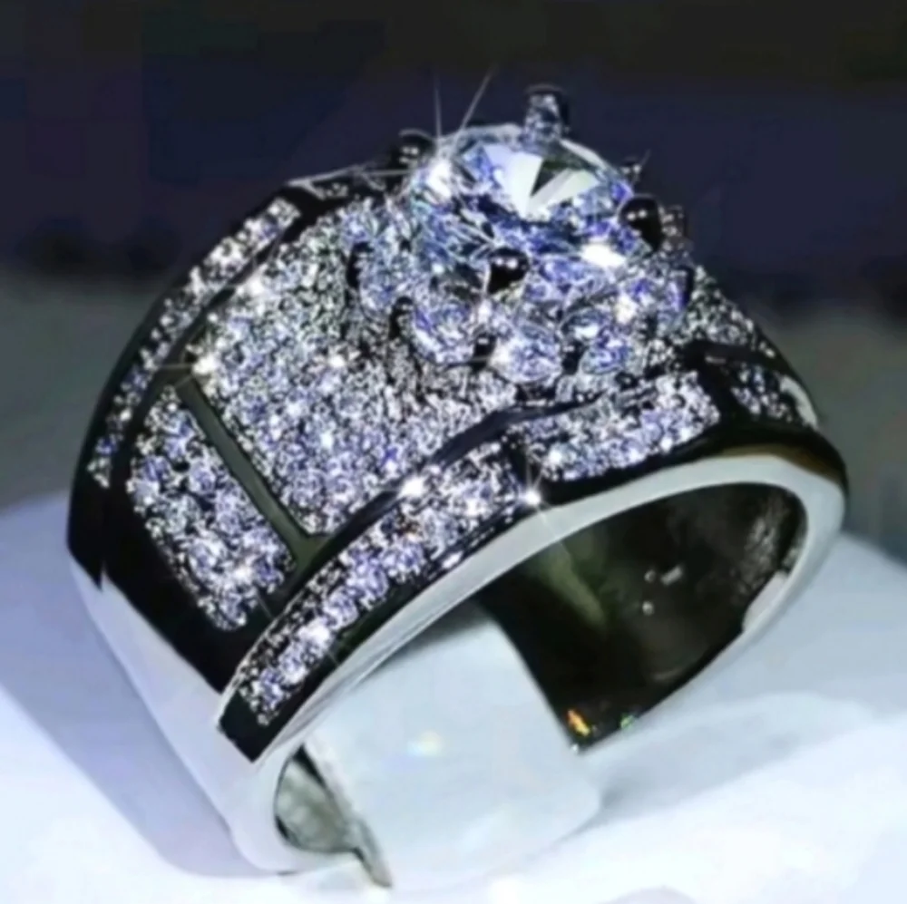 Elegant Mens 4 Ct Lab Created diamond Blinged out 925 Silver Wedding Band